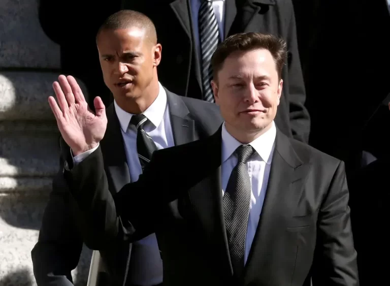 US judge tentatively rules Musk must testify again in SEC Twitter probe